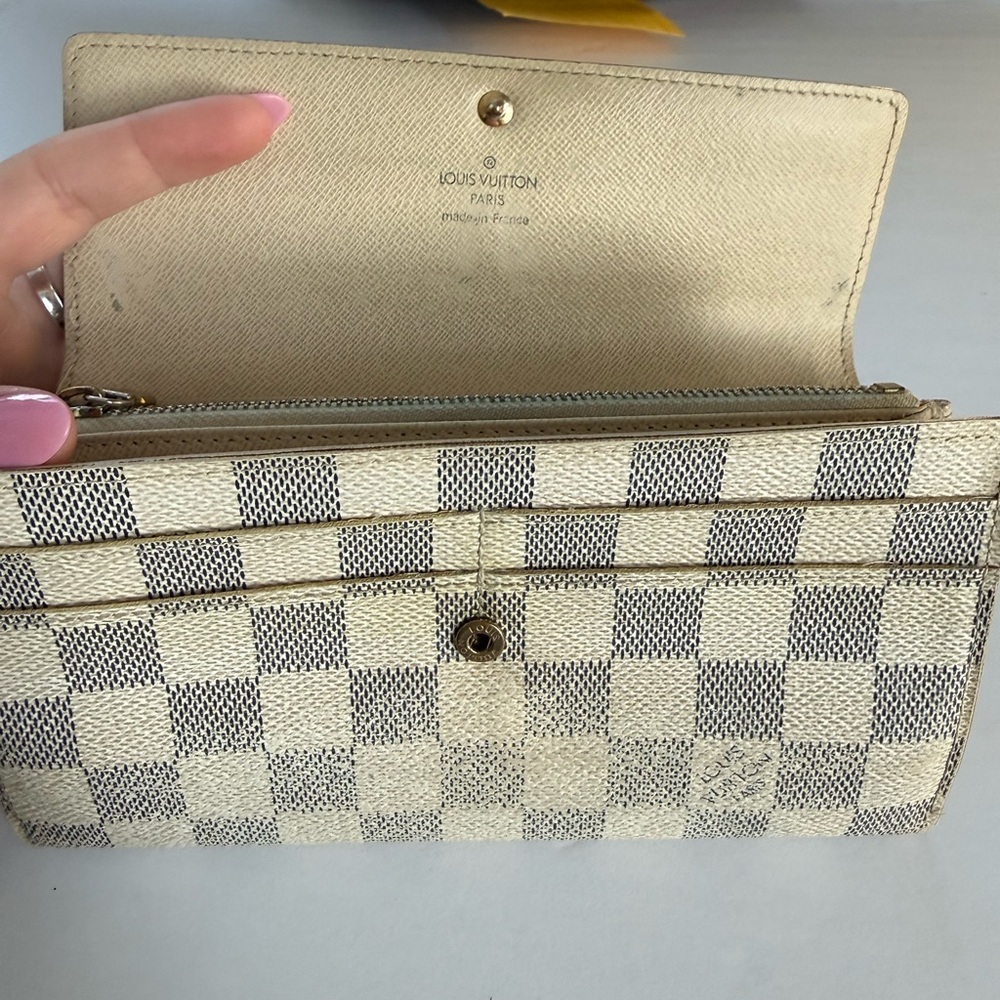 Louis Vuitton Portefeuille Sarah Damier Azur Long Wallet - Picture 3 of 5